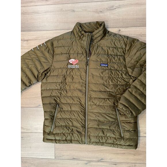 Men's Patagonia Green Olive (Camo Interior) Down Coat Jacket XXL 2XL CA Mile - Picture 3 of 7